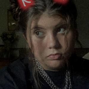 Meet your Posher, Lacey